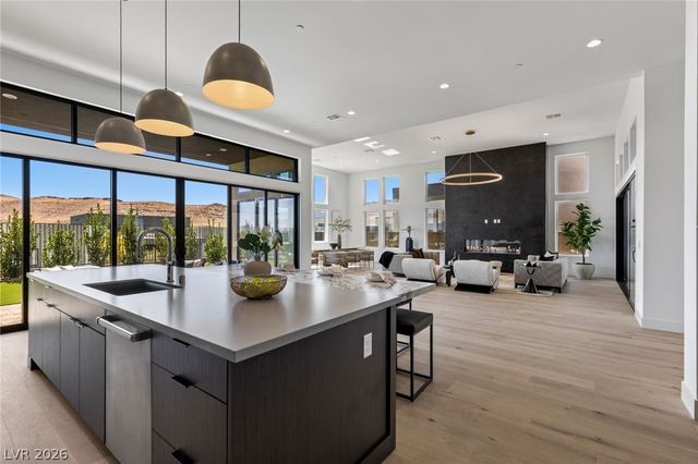 11089 Stone Summit Court, Las Vegas, NV 89135