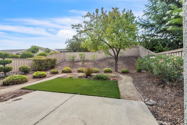 2297 Song Sparrow Ln, Lincoln, CA 95648
