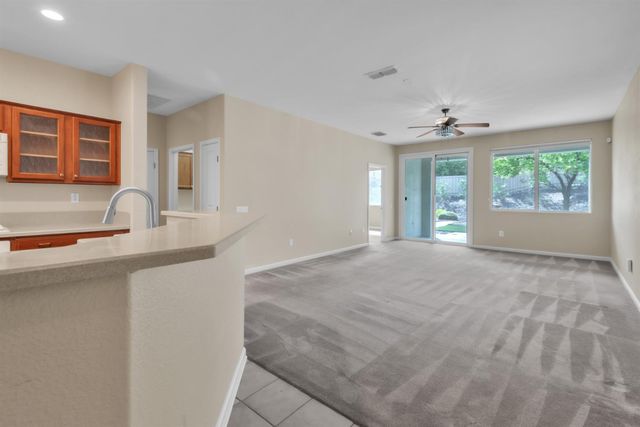 2297 Song Sparrow Ln, Lincoln, CA 95648