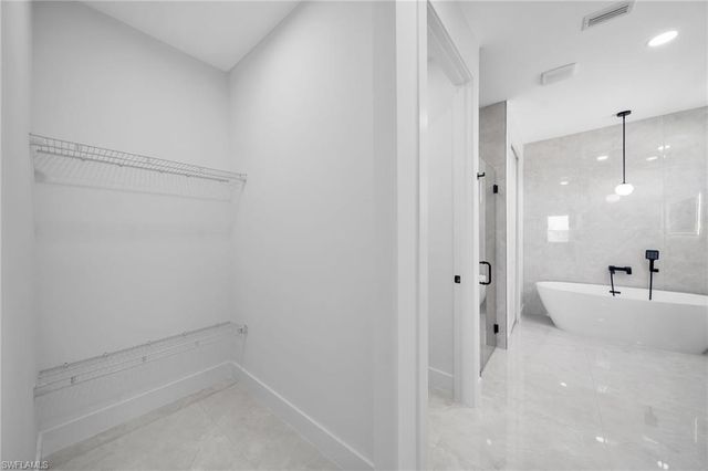 1426 NE 6th AVE, Cape Coral, FL 33909