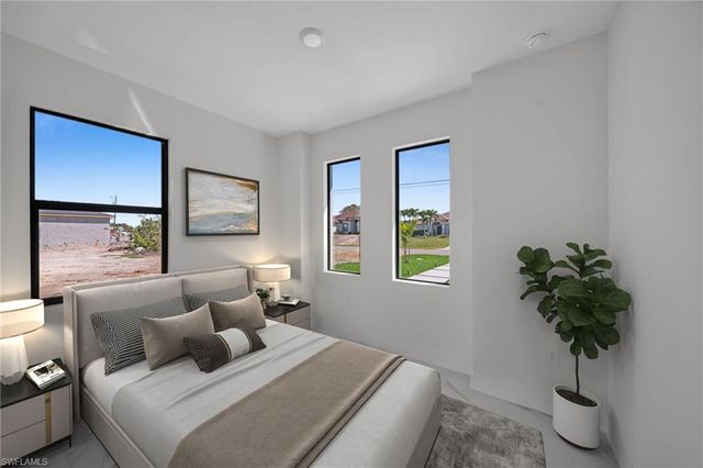 1426 NE 6th AVE, Cape Coral, FL 33909