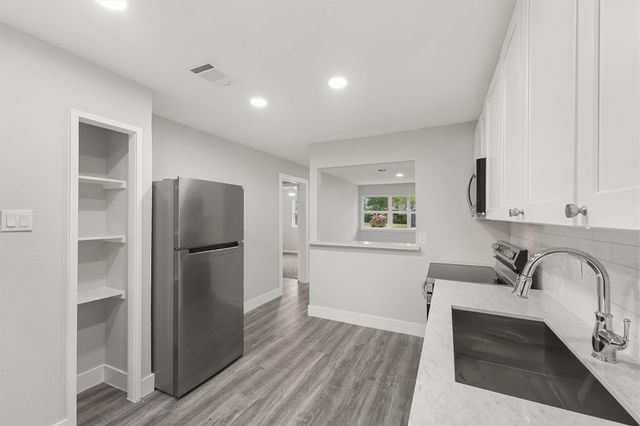 4630 Clover Street, Houston, TX 77051