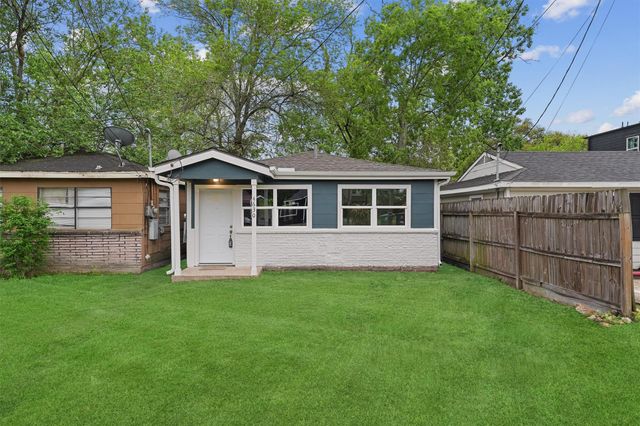 4630 Clover Street, Houston, TX 77051