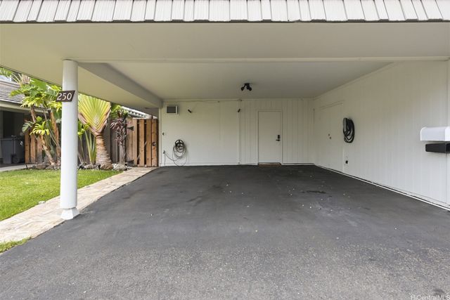 250 Opihikao Way 751, Honolulu, HI 96825