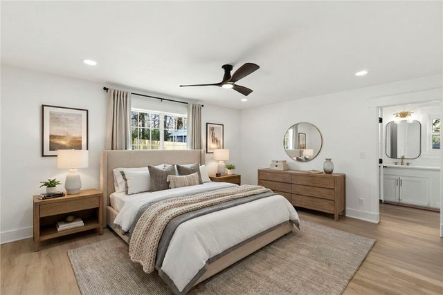 2605 Stanton Avenue, Fayetteville, AR 72703