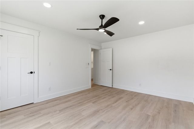 2605 Stanton Avenue, Fayetteville, AR 72703