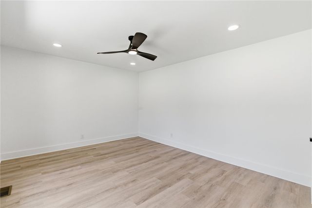 2605 Stanton Avenue, Fayetteville, AR 72703