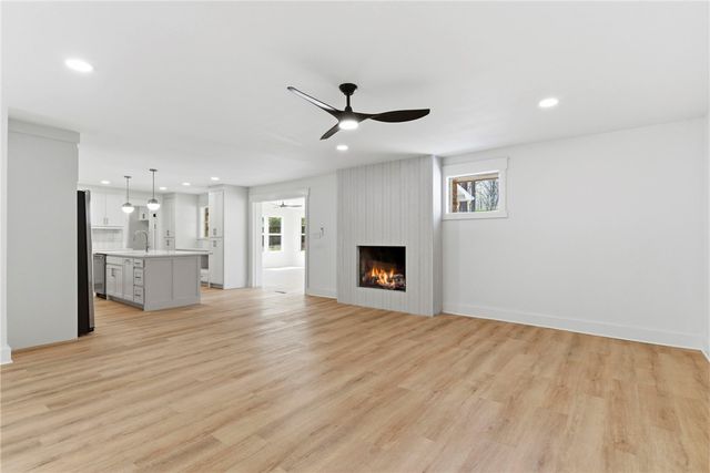 2605 Stanton Avenue, Fayetteville, AR 72703