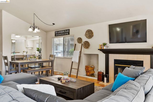 2244 Colonial Ct, Discovery Bay, CA 94505