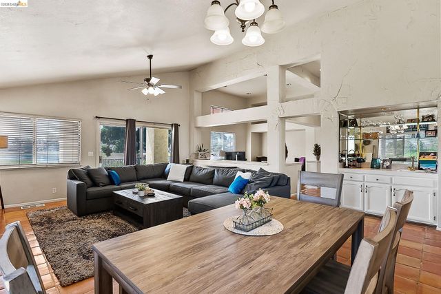 2244 Colonial Ct, Discovery Bay, CA 94505