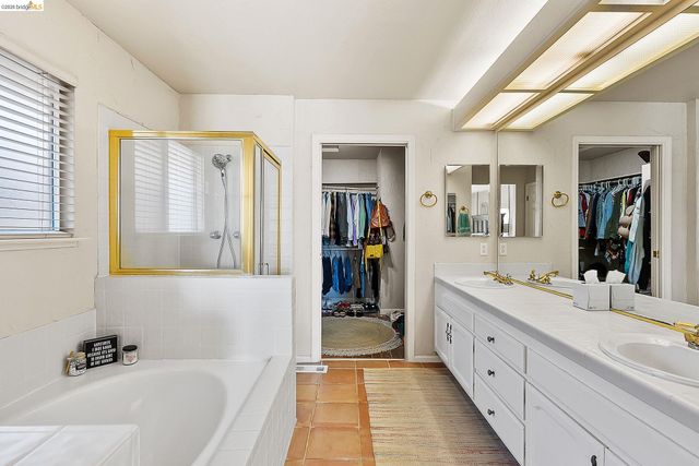 2244 Colonial Ct, Discovery Bay, CA 94505