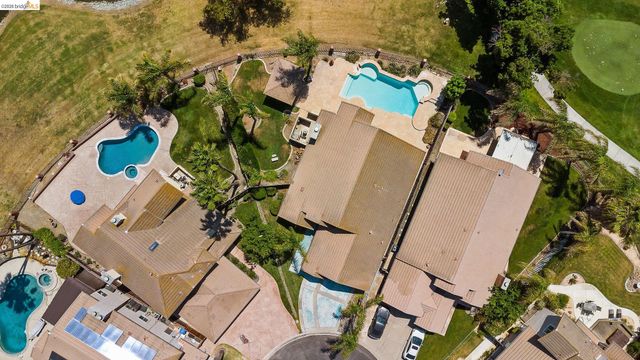 2244 Colonial Ct, Discovery Bay, CA 94505