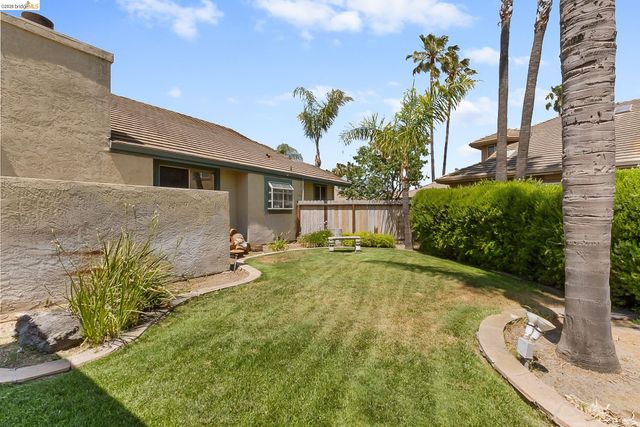 2244 Colonial Ct, Discovery Bay, CA 94505