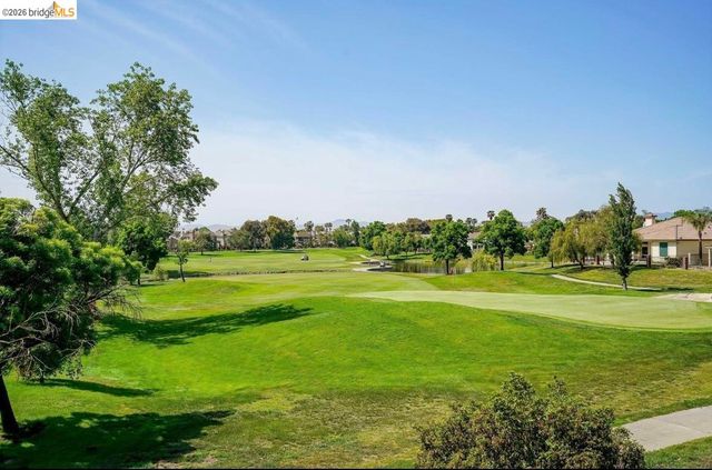 2244 Colonial Ct, Discovery Bay, CA 94505