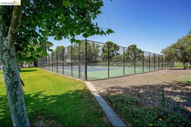 2244 Colonial Ct, Discovery Bay, CA 94505