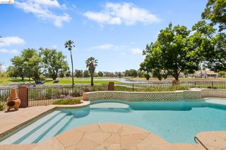 2244 Colonial Ct, Discovery Bay, CA 94505