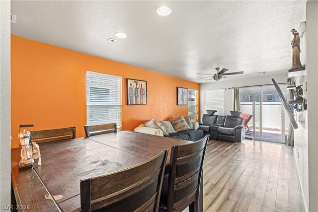 3620 Via Del Robles Avenue, Las Vegas, NV 89115