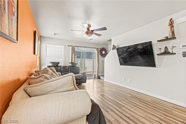 3620 Via Del Robles Avenue, Las Vegas, NV 89115