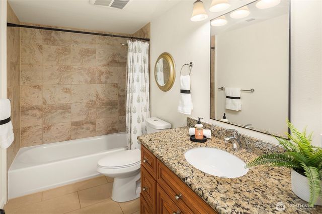 17371 NE 160th Street, Woodinville, WA 98072