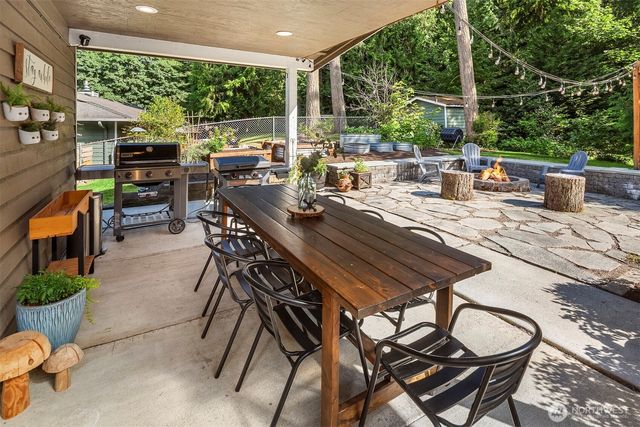 17371 NE 160th Street, Woodinville, WA 98072