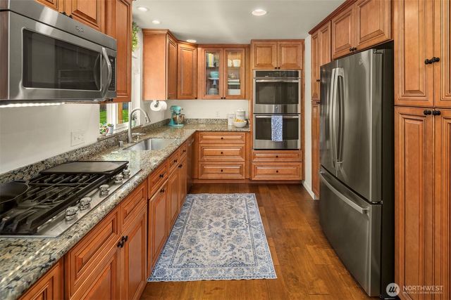 17371 NE 160th Street, Woodinville, WA 98072