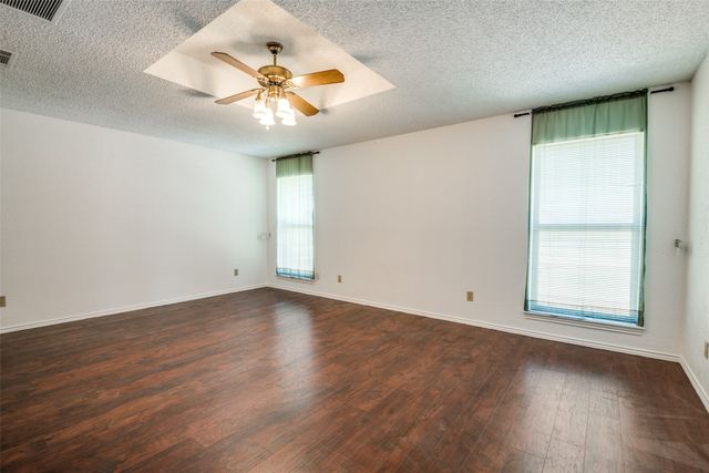 1701 Midcrest Drive, Plano, TX 75075