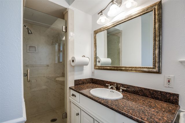 1701 Midcrest Drive, Plano, TX 75075