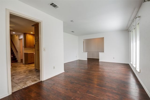 1701 Midcrest Drive, Plano, TX 75075