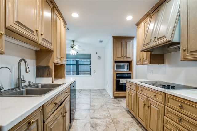 1701 Midcrest Drive, Plano, TX 75075