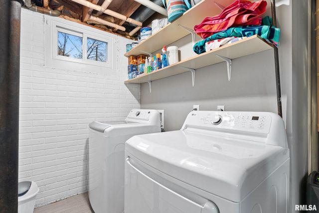 3870 LEXINGTON Court, Bettendorf, IA 52722