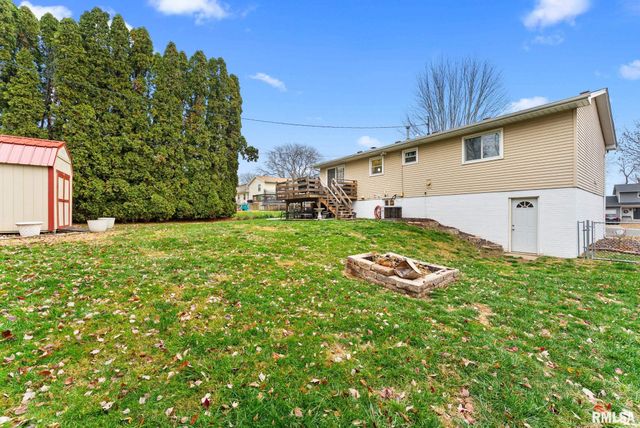 3870 LEXINGTON Court, Bettendorf, IA 52722