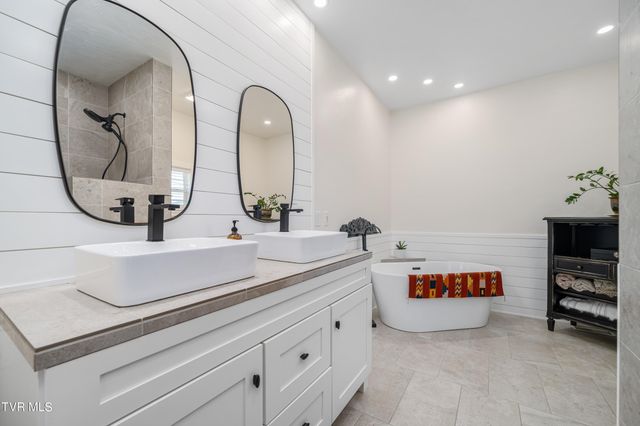 3233 Stanley Valley Road, Surgoinsville, TN 37873