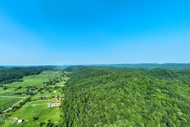 3233 Stanley Valley Road, Surgoinsville, TN 37873