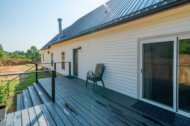 3233 Stanley Valley Road, Surgoinsville, TN 37873