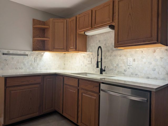 1554 S Belmont Avenue 1554 S Belmont Avenue, Springfield, OH 45505