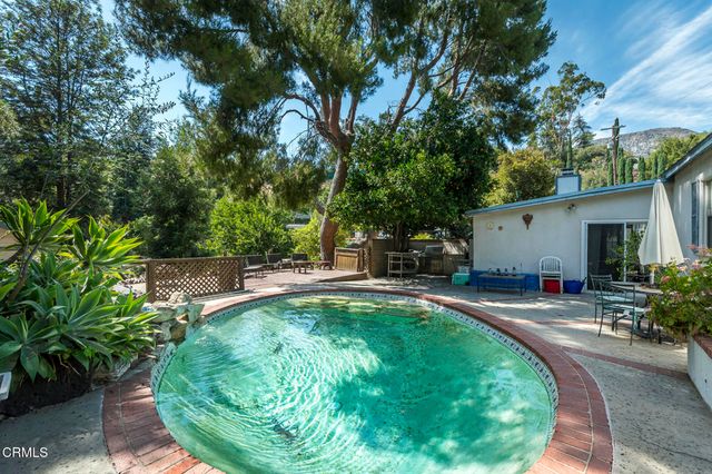 11315 Alethea Drive, Sunland, CA 91040