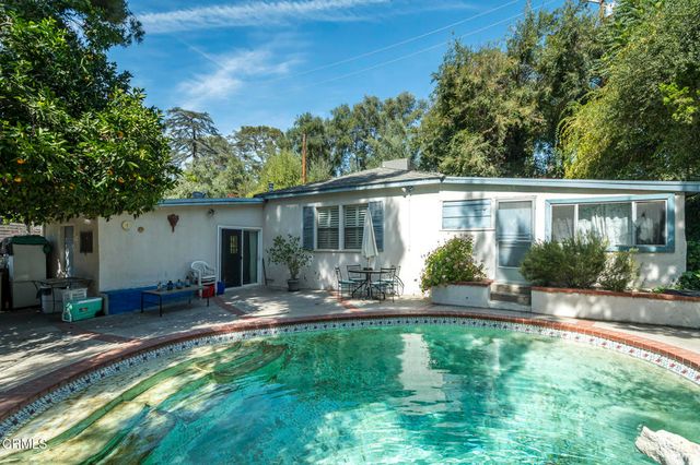 11315 Alethea Drive, Sunland, CA 91040