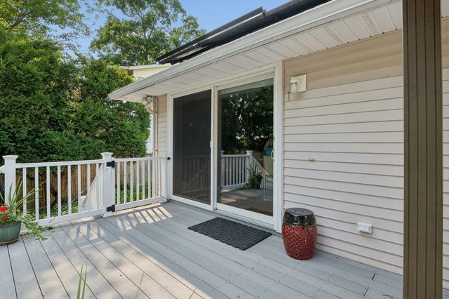 11 Greybert Ln, Worcester, MA 01602