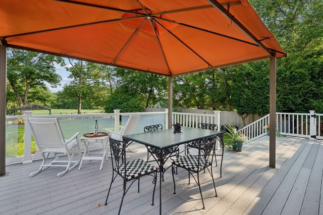11 Greybert Ln, Worcester, MA 01602