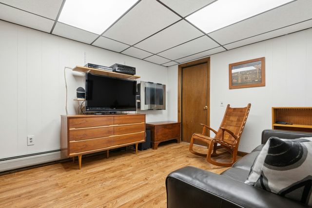 11 Greybert Ln, Worcester, MA 01602
