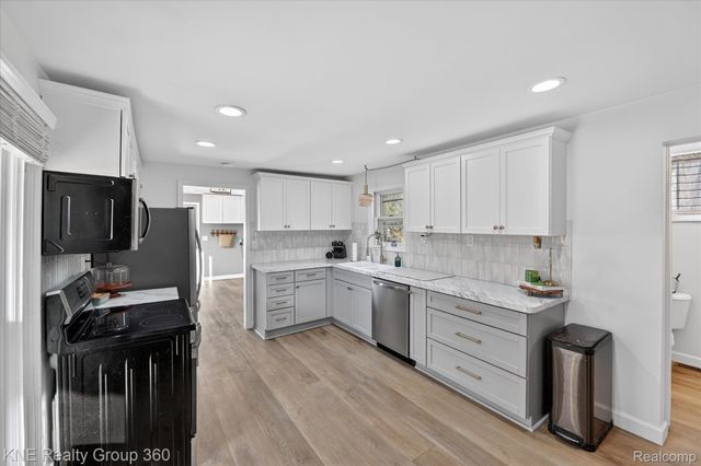 622 Factory Street, Howell, MI 48843