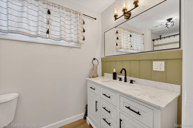 622 Factory Street, Howell, MI 48843