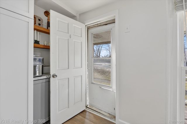 622 Factory Street, Howell, MI 48843