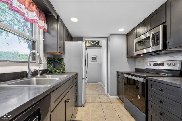2364 W Del Mar Drive, Crawfordsville, IN 47933