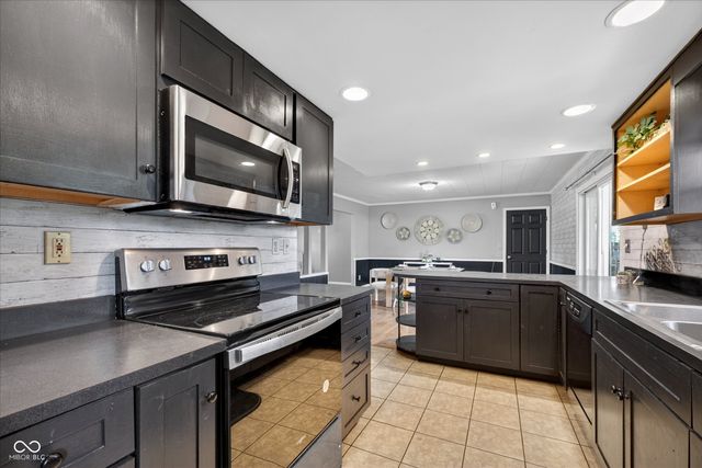 2364 W Del Mar Drive, Crawfordsville, IN 47933