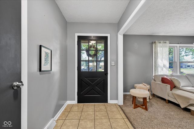 2364 W Del Mar Drive, Crawfordsville, IN 47933