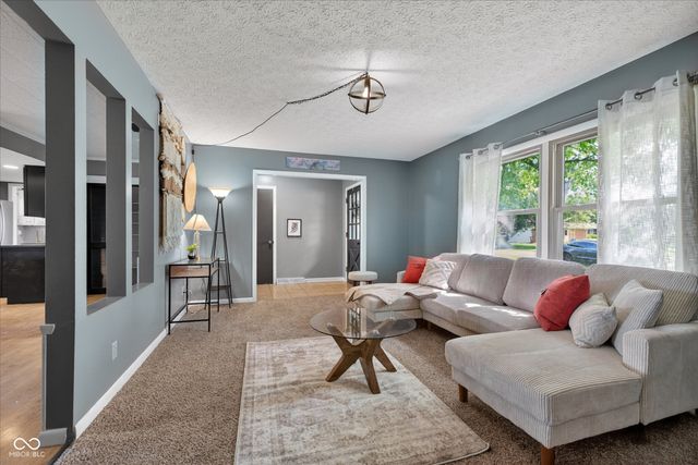 2364 W Del Mar Drive, Crawfordsville, IN 47933