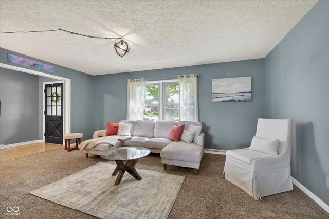 2364 W Del Mar Drive, Crawfordsville, IN 47933