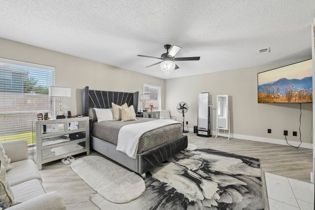 222 Cozy Lane, Cedar Hill, TX 75104