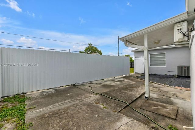 6049 W 14th Court, Hialeah, FL 33012